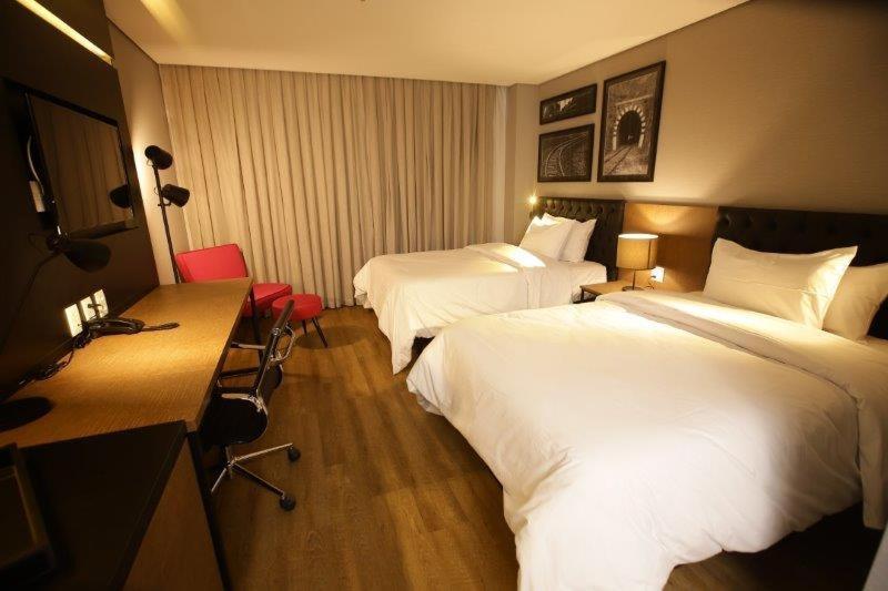 Qs Marista Hotel By Atlas Гояния Экстерьер фото